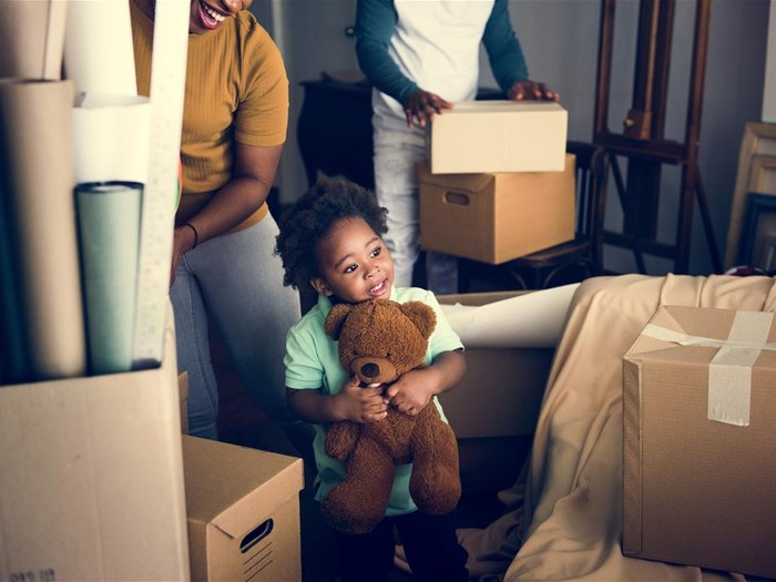 family-moving-to-new-house