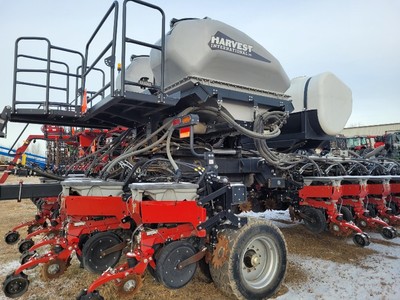 2021 HARVEST INTERNATIONAL PB6030FR PLANTER
