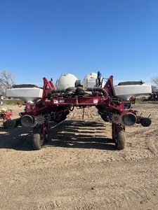 2006 WHITE 8186 PLANTER