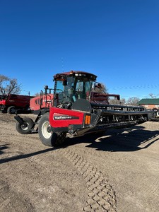2015 MACDON M155 WINDROWER-SELF PROPELLED