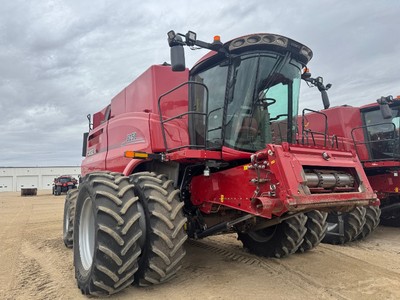 2023 CASE IH 8250 COMBINE