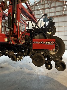 2009 CASE IH 1250 PLANTER