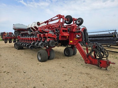 2013 CASE IH 1265 PLANTER