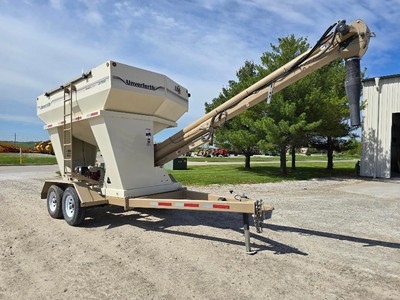 2014 UNVERFERTH 2750 SEED TENDER