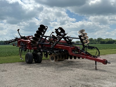 2011 CASE IH 870 RIPPER