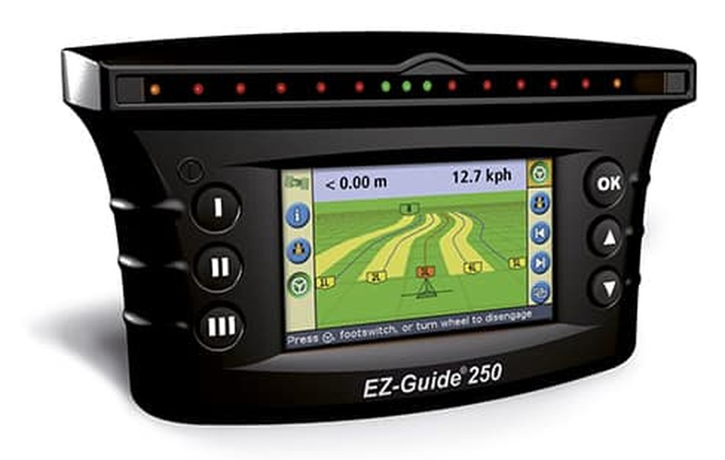 //assets.cnhindustrial.com/nhag/nar/assets/plm-precision-farming/displays/ez-guide-250-display/Overview/ez-guide-250-display-get-on-and-go-simplicity-01.jpg