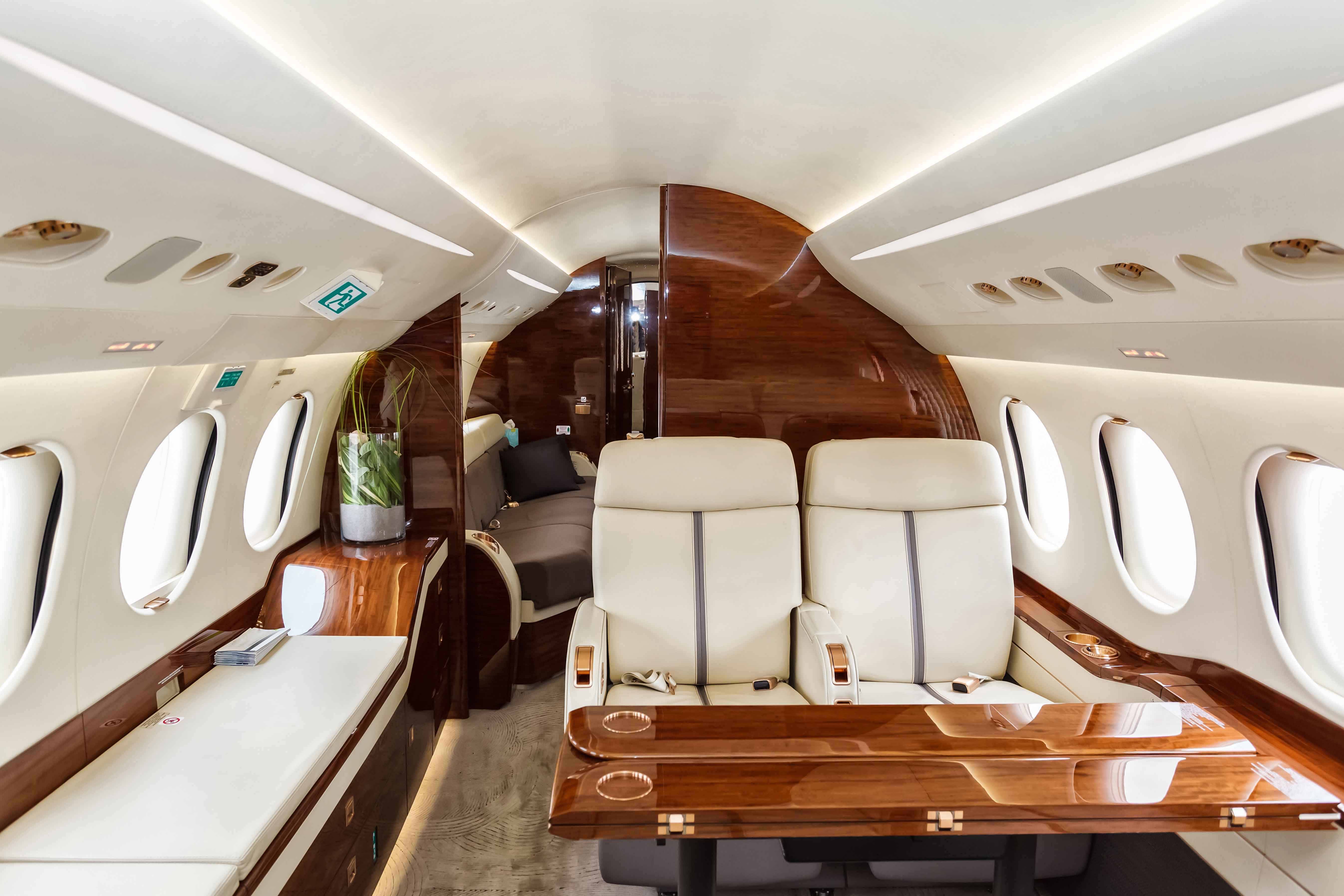 interior_jet